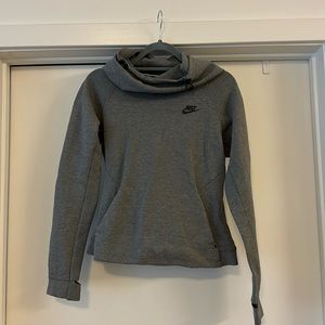Gray Nike tech hoodie